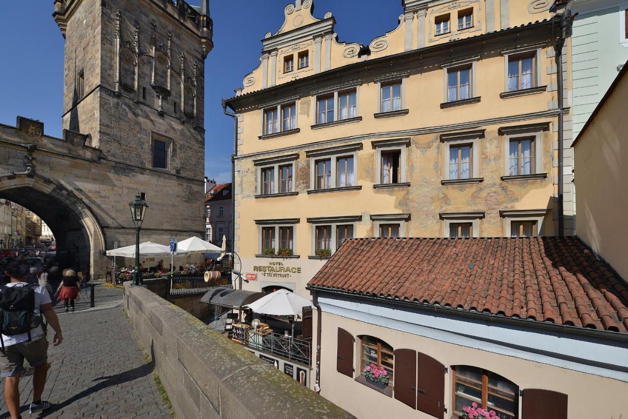 U 3 Pstrosu Prag